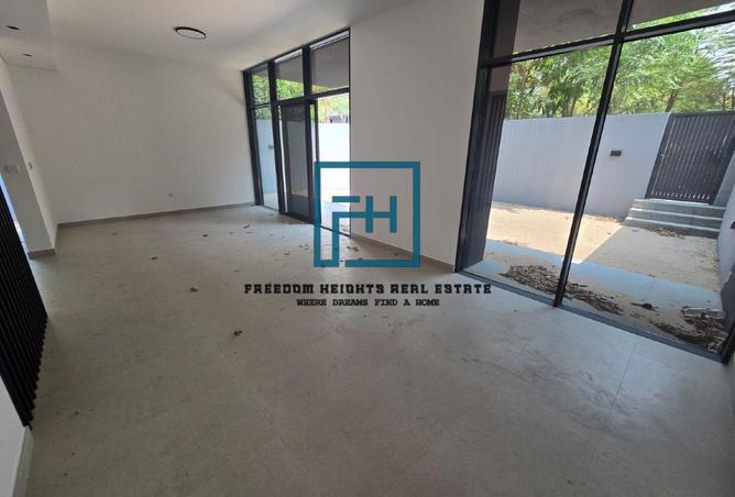 78597919 - Property Image 3