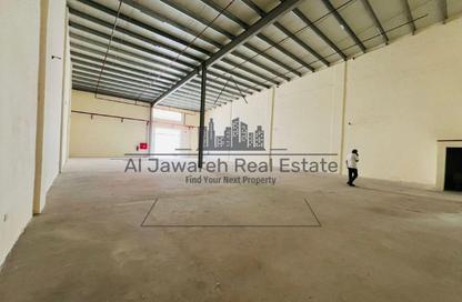Warehouse - Studio - 2 Bathrooms for rent in Umm Dir - Umm Al Quwain