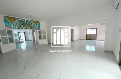 Villa - 5 Bedrooms - 7 Bathrooms for sale in Muroor Area - Abu Dhabi
