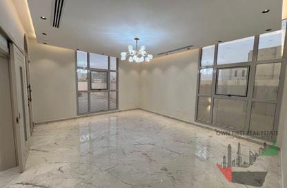 Villa - 5 - 7 for rent in Al Aweer 1 - Al Aweer - Dubai