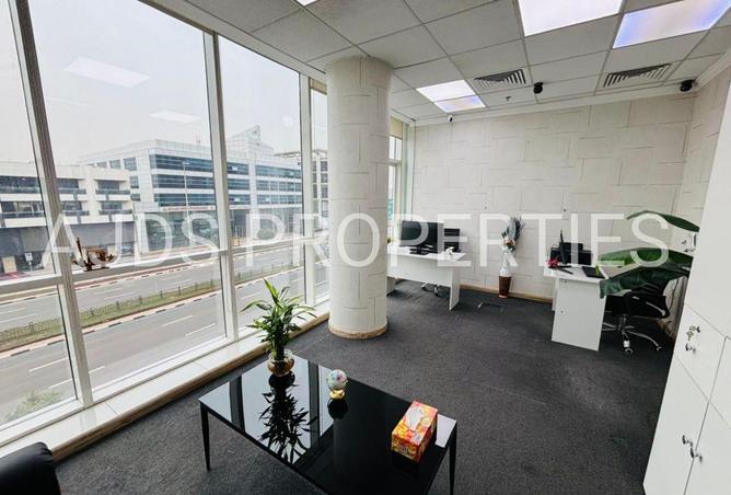 78184776 - Property Image 3