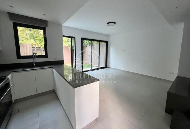 96527454 - Property Main Image