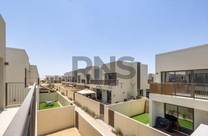 Villa - 4 - 4 for rent in Parkside 1 - Emaar South - Dubai South (Dubai World Central) - Dubai Villa - 4 - 4 for rent in Parkside 1 - Emaar South - Dubai South (Dubai World Central) - Dubai