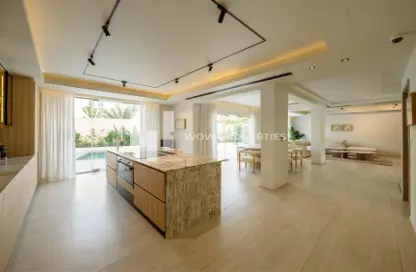 Villa - 3 Bedrooms - 4 Bathrooms for rent in Regional Small - Regional - Jumeirah Park - Dubai