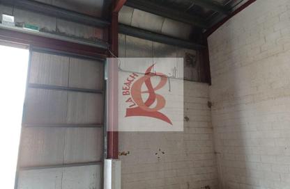 Warehouse - Studio - 1 Bathroom for rent in Al Quoz Industrial Area - Al Quoz - Dubai