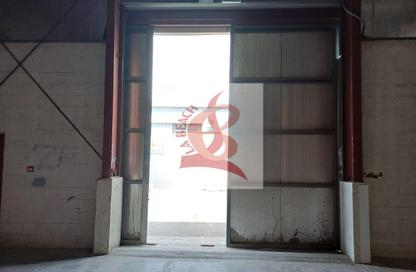 Warehouse - Studio - 1 Bathroom for rent in Al Quoz Industrial Area - Al Quoz - Dubai