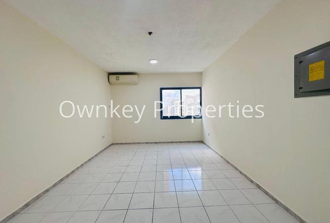 72313434 - Property Image 2