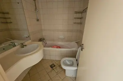 Apartment - 2 Bedrooms - 3 Bathrooms for rent in Al Taawun Street - Al Taawun - Sharjah