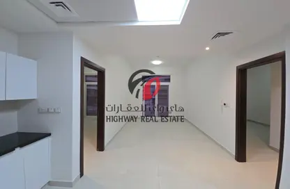 Apartment - 2 Bedrooms - 3 Bathrooms for rent in Binghatti Gateway - Al Jaddaf - Dubai