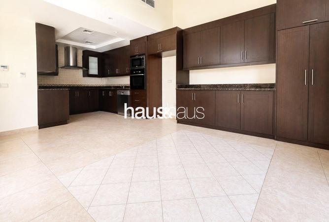 105951236 - Property Image 3
