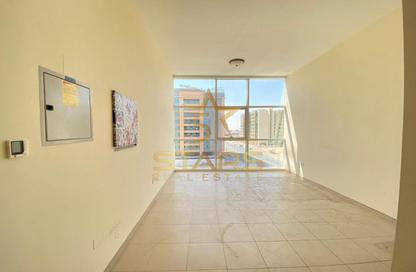 Apartment - Studio - 1 Bathroom for rent in Silicon Gates 4 - Silicon Gates - Dubai Silicon Oasis - Dubai