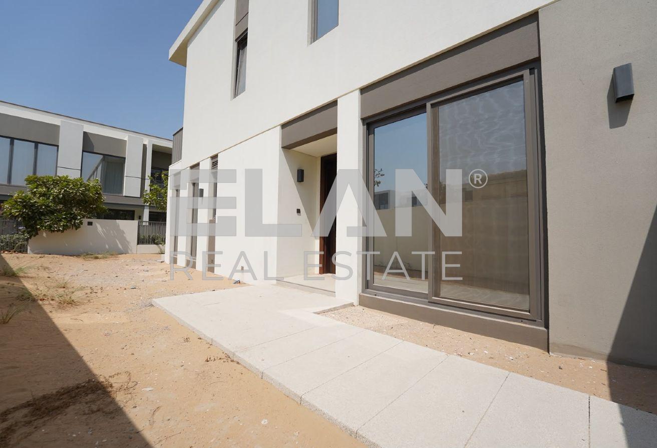 4-Bedroom + Maid Villa | Spacious Layout | Vacant photo 21