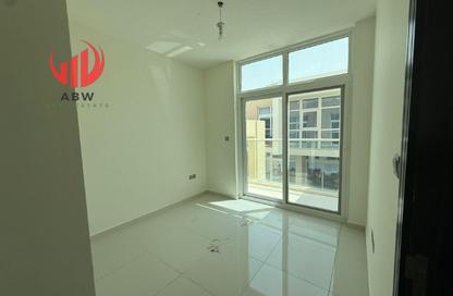 Townhouse - 3 - 4 for rent in Amazonia - Damac Hills 2 - Dubai