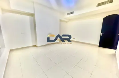 Apartment - 2 Bedrooms - 2 Bathrooms for rent in Shabiya 12 - Shabiya - Mussafah - Abu Dhabi