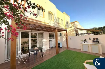 فيلا - 3 غرف نوم - 3 حمامات للايجار في الينابيع 12 - الينابيع - دبي فيلا - 3 غرف نوم - 3 حمامات للايجار في الينابيع 12 - الينابيع - دبي