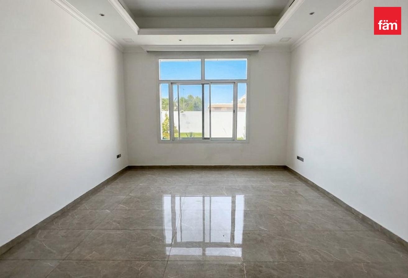 Independent Villa | Single Row | Well Maintained photo 10