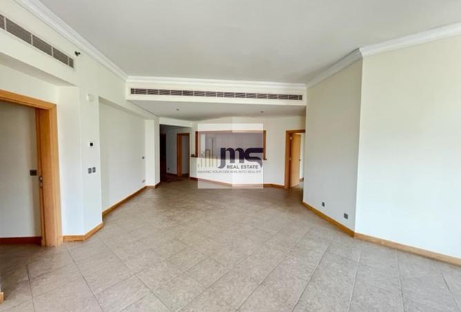 Sea side - High floors- Beach club inc. photo 2