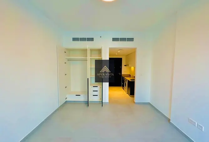 139704810 - Property Image 2