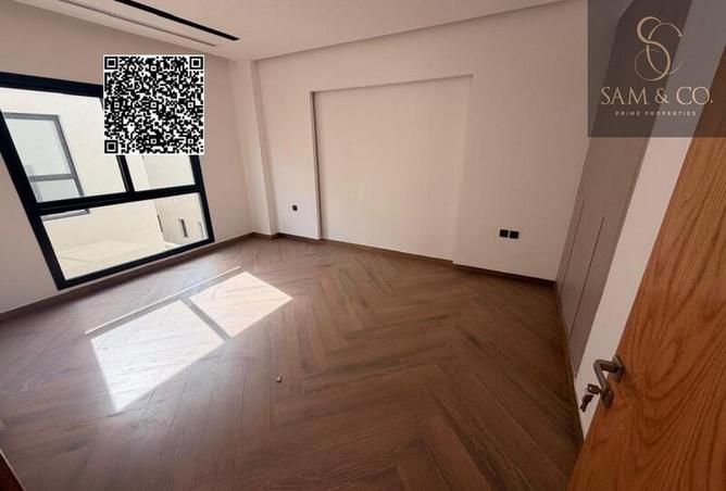 128831519 - Property Image 3
