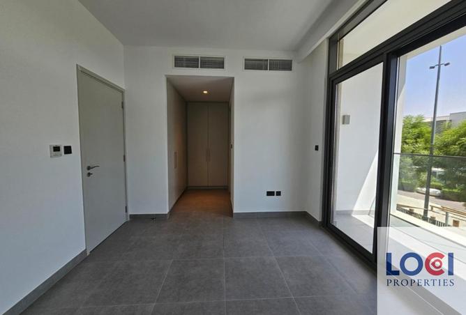 100407304 - Property Image 3