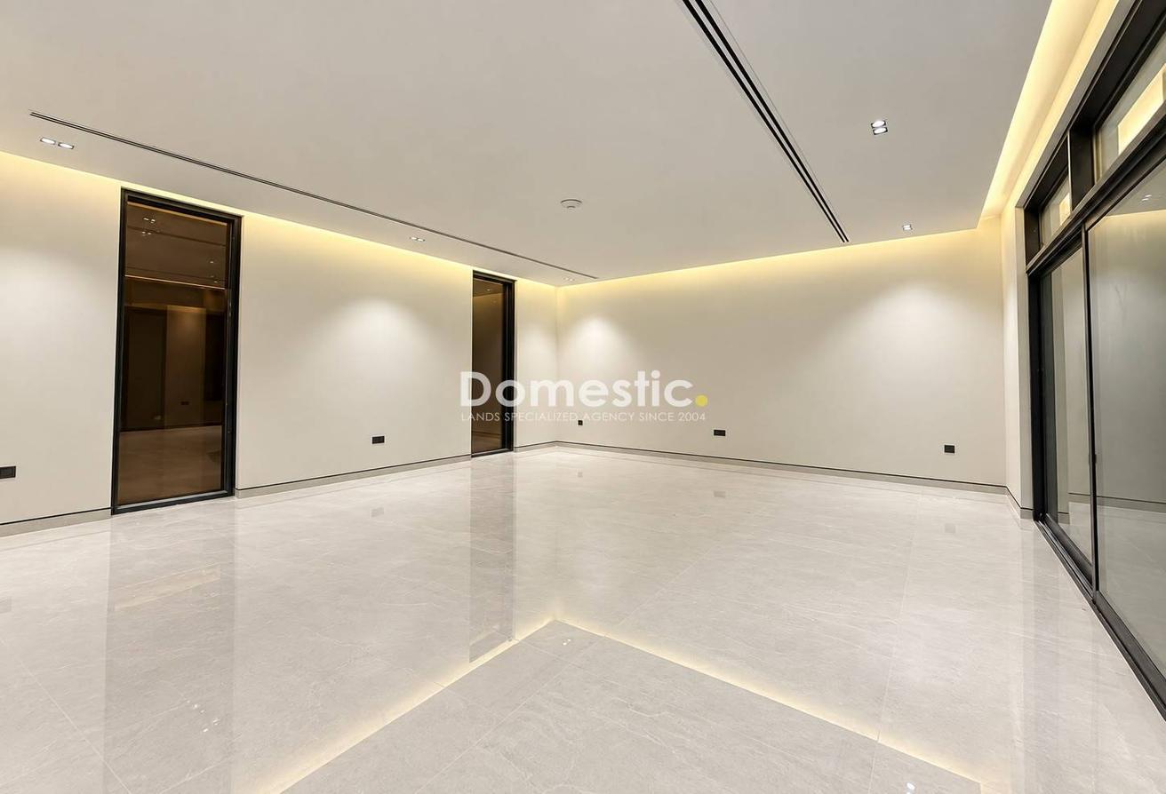 BRAND NEW 5BR + MAIDS I BIG VILLA I MODERN + HUGE photo 14