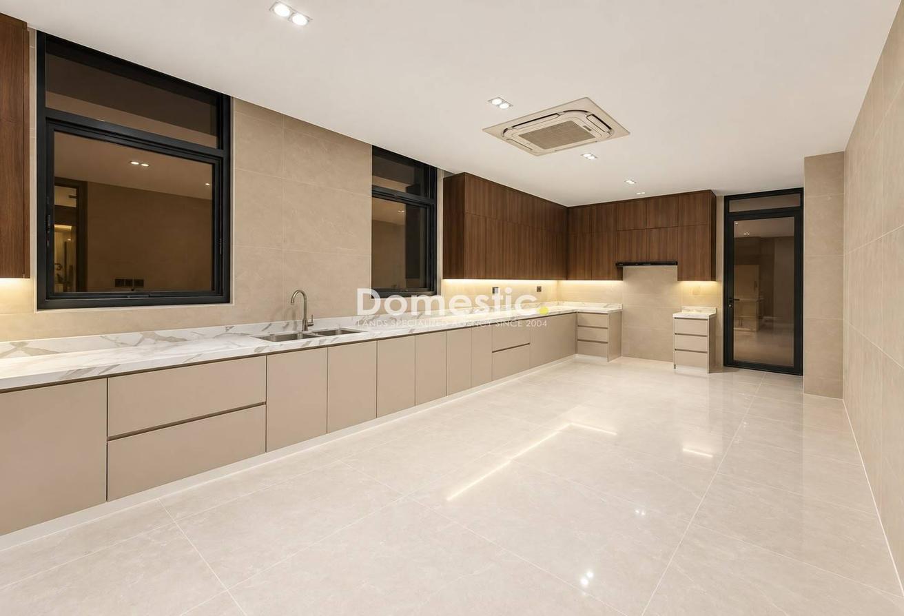 BRAND NEW 5BR + MAIDS I BIG VILLA I MODERN + HUGE photo 4