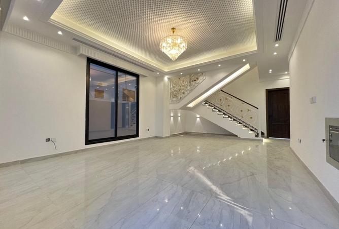 142865157 - Property Image 3