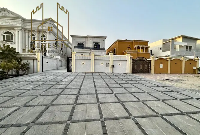145544283 - Property Image 3