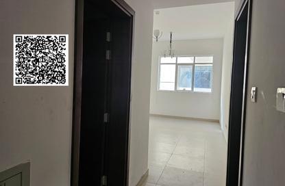 Apartment - 1 Bedroom - 2 Bathrooms for rent in Al Amira Village - Al Yasmeen - Ajman Apartment - 1 Bedroom - 2 Bathrooms for rent in Al Amira Village - Al Yasmeen - Ajman