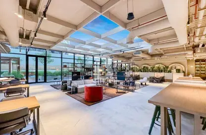 شقة - 1 حمام للبيع في رأسًا على عقب - الخليج التجاري - دبي