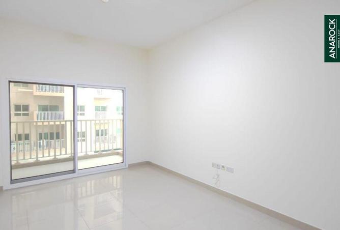 90906222 - Property Image 3