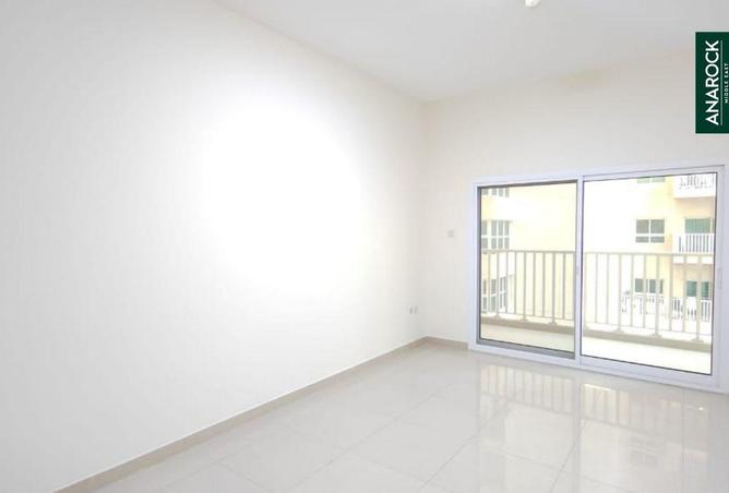 90906222 - Property Image 2