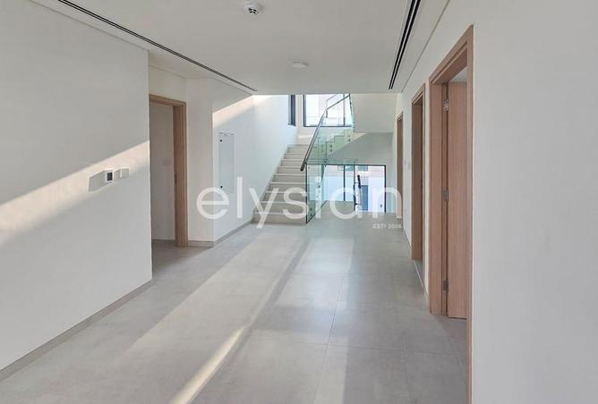 74252702 - Property Image 3