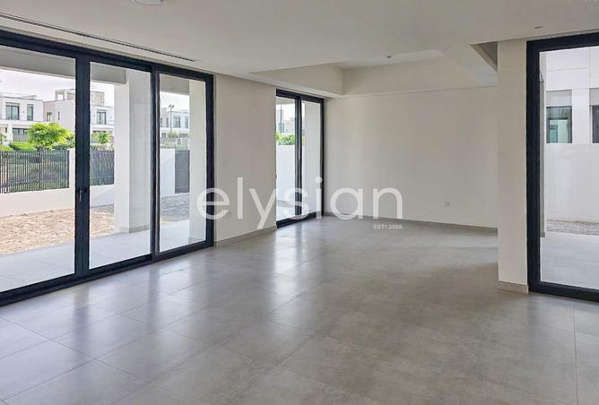 74252702 - Property Image 2