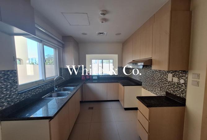 63244426 - صورة العقار 3