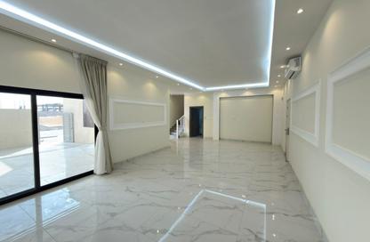 Villa - 4 - 7 for sale in Basatin Al Serra - Al Serra Residential Area - Umm Al Quwain