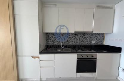 Apartment - Studio - 1 Bathroom for rent in Paramount Tower Hotel and Residences - Business Bay - Dubai Apartment - Studio - 1 Bathroom for rent in Paramount Tower Hotel and Residences - Business Bay - Dubai