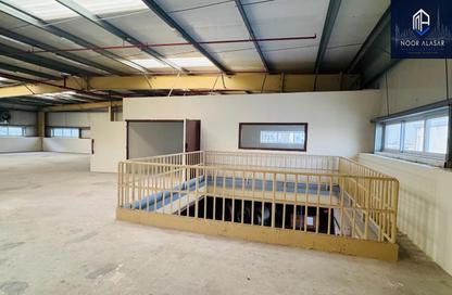 Warehouse - Studio - 3 Bathrooms for rent in Al Warsan 2 - Al Warsan - Dubai