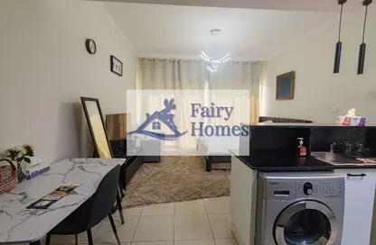 Apartment - Studio - 1 Bathroom for sale in Burj Al Nujoom - Downtown Dubai - Dubai