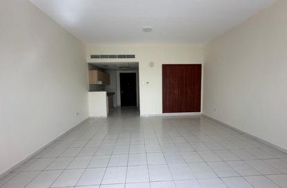Apartment - Studio - 1 Bathroom for rent in Building L07 - Greece Cluster - International City - Dubai