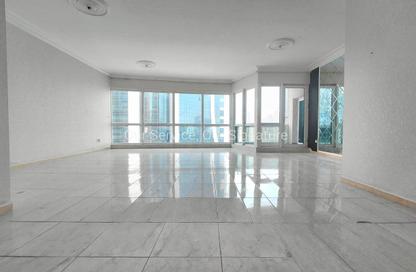 Apartment - 3 - 4 for rent in Al Majaz Pearl - Al Majaz 2 - Al Majaz - Sharjah