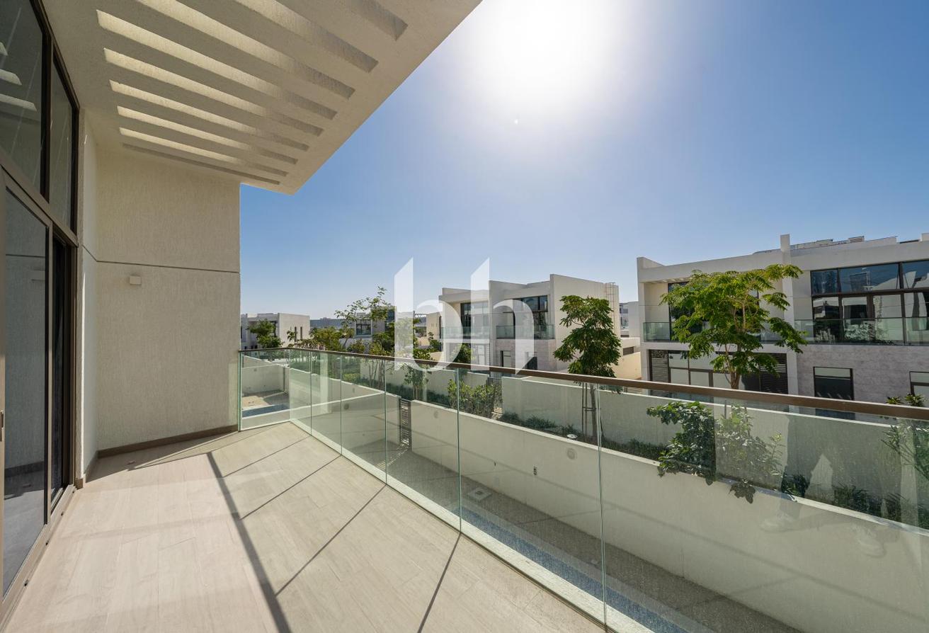 Prime location | Exclusive | Contemporary photo 20