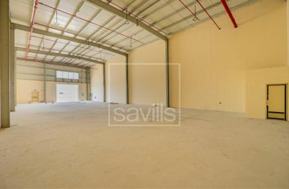 Warehouse - Studio for rent in Al Jlail - Al Sajaa - Sharjah