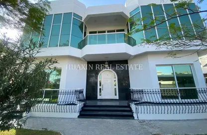 Villa - 5 Bedrooms - 6 Bathrooms for rent in Umm Suqeim 1 Villas - Umm Suqeim 1 - Umm Suqeim - Dubai Villa - 5 Bedrooms - 6 Bathrooms for rent in Umm Suqeim 1 Villas - Umm Suqeim 1 - Umm Suqeim - Dubai
