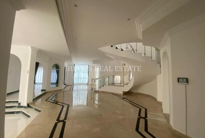 76564386 - Property Image 3