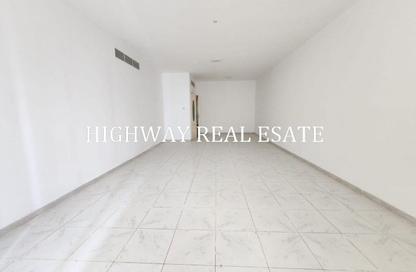 Apartment - 3 Bedrooms - 4 Bathrooms for rent in Street 20 - Al Nahda - Sharjah