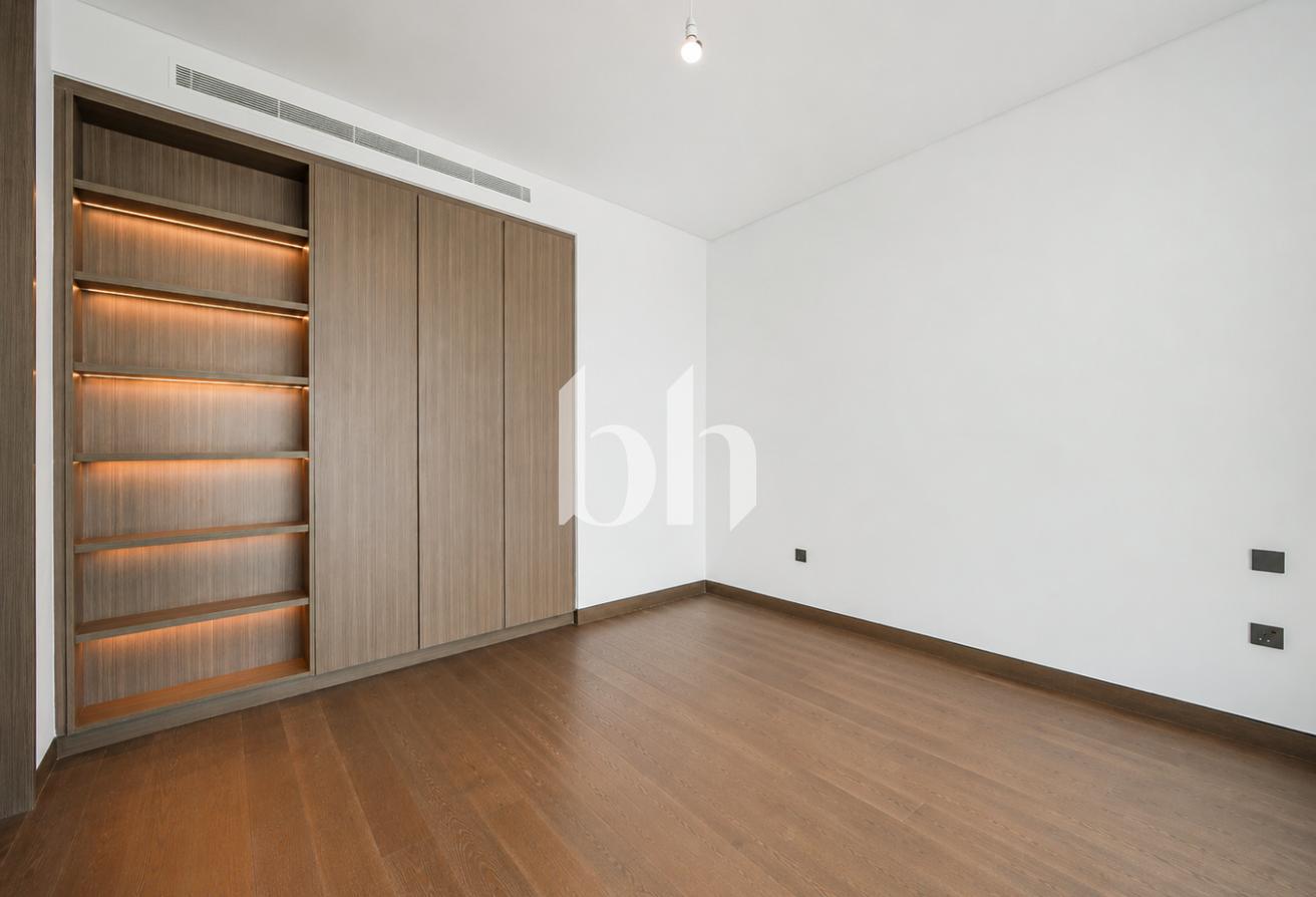 Genuine Listing | Private Garden | Keys in Hand photo 20