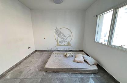 Apartment - 1 - 2 for rent in Al Majaz 2 - Al Majaz - Sharjah
