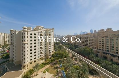 Apartment - 2 Bedrooms - 4 Bathrooms for sale in Al Habool - Shoreline Apartments - Palm Jumeirah - Dubai