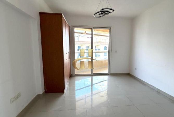 83244119 - Property Image 2